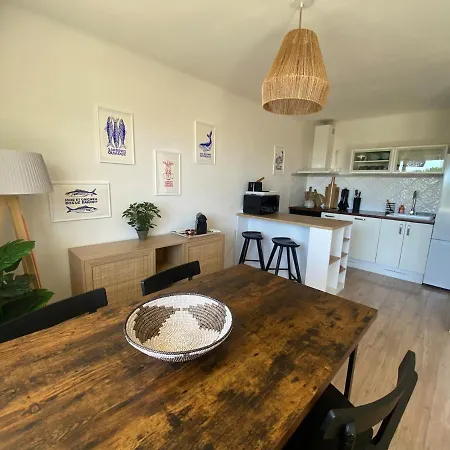 Vue Au Coeur De La Corniche Daire