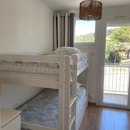 Vue Au Coeur De La Corniche